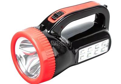 強(qiáng)光安防燈